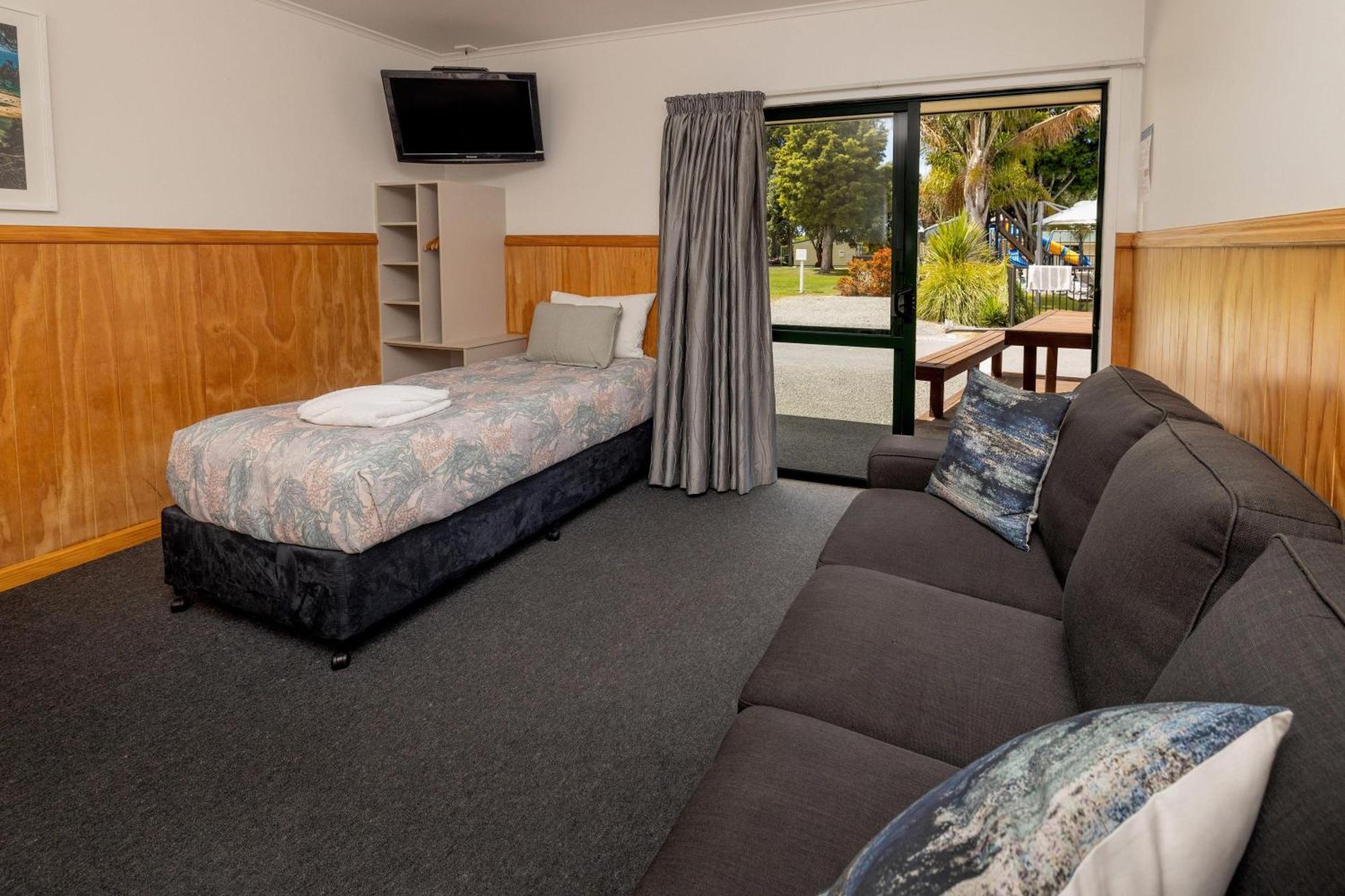 Hotel Motueka Top 10 Holiday Park Exterior foto